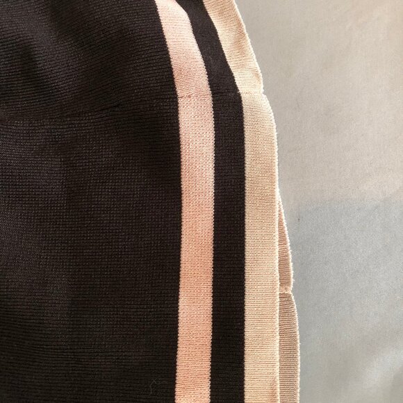 Petite Sophisticate SMALL Black 3/4 Sleeve Sweater 19" Underarm to Underarm - Picture 3 of 3